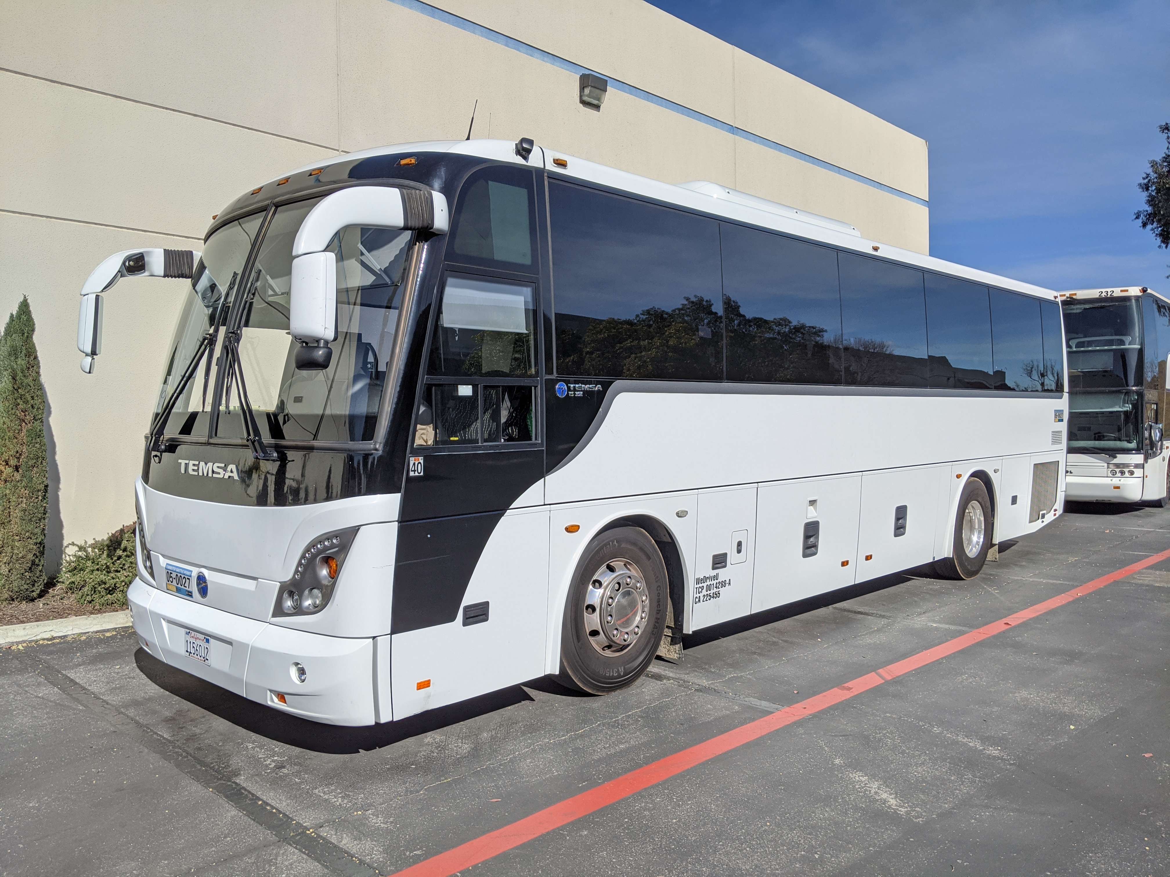 Executive Mini Coach (24-Pax) — photo 1 of 1