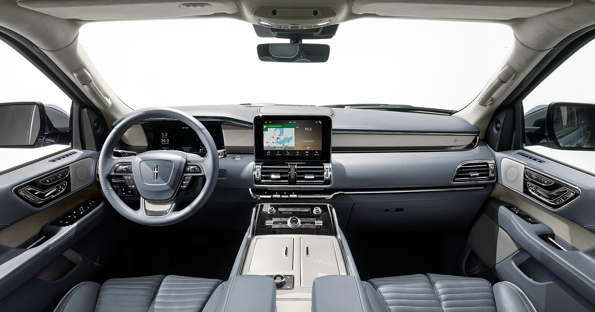 Lincoln Navigator L — photo 2 of 3